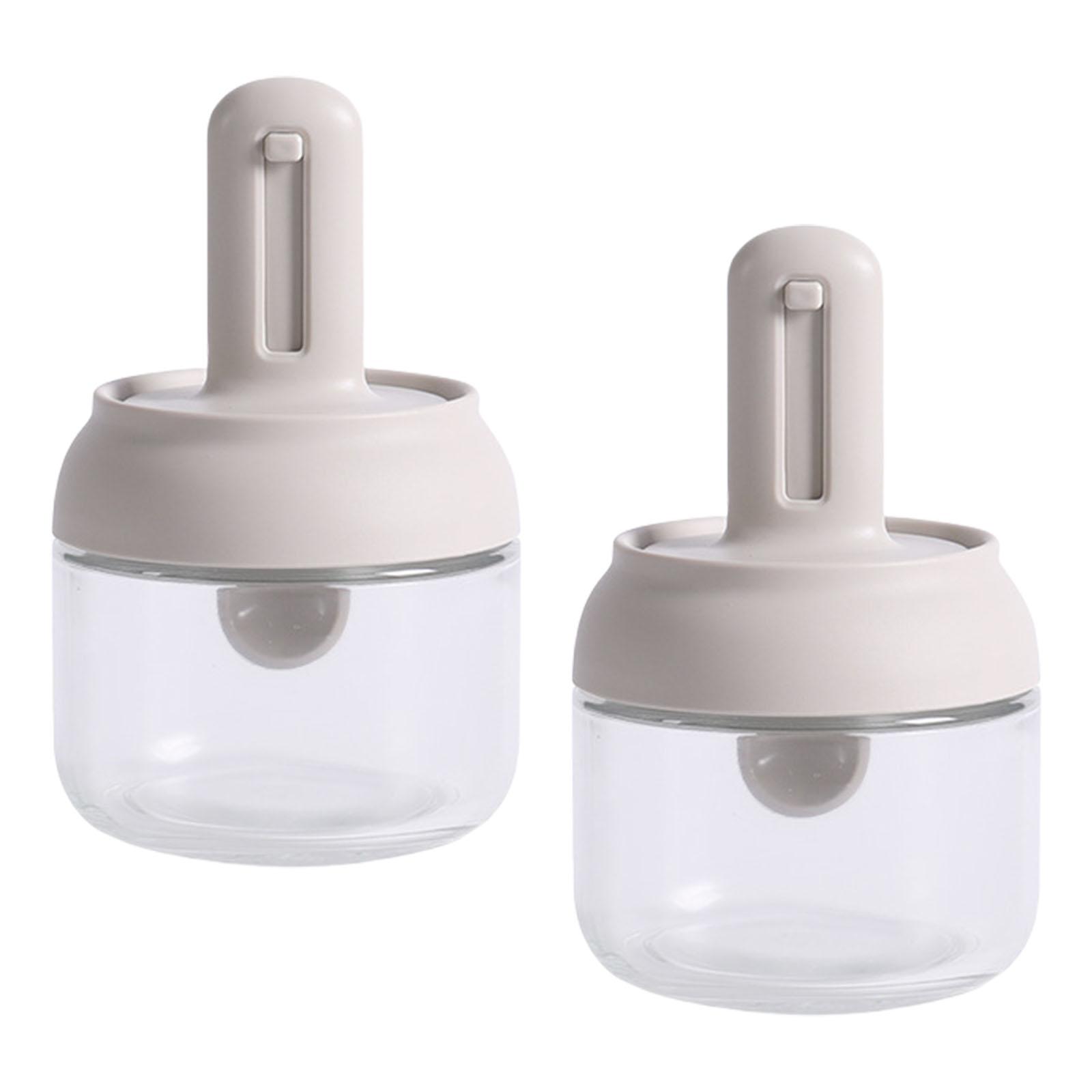 

Набор из 2 стеклянных контейнеров для приправ со встроенной мерной ложкой и герметичной крышкой для хранения специй, соли, сахара