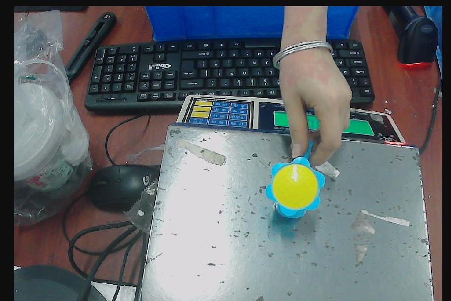 Solrosvattenmunstycke - Multifunktionsspruthuvud För -Colaburkar, Vattenflaskor Och Dryckesflasköppningar