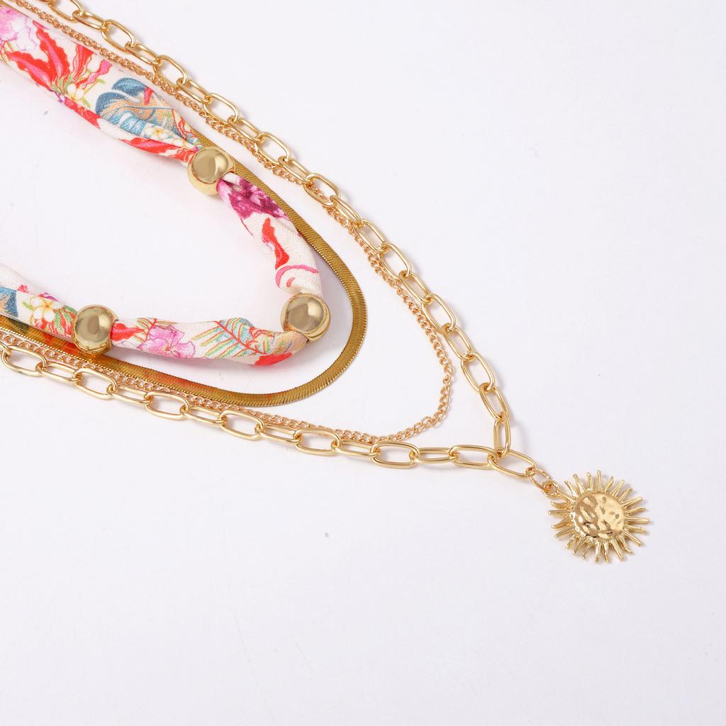 Personality trends, literary and artistic light luxury design, multi-layered wearing chains, silk scarves, necklaces, versatile necklace