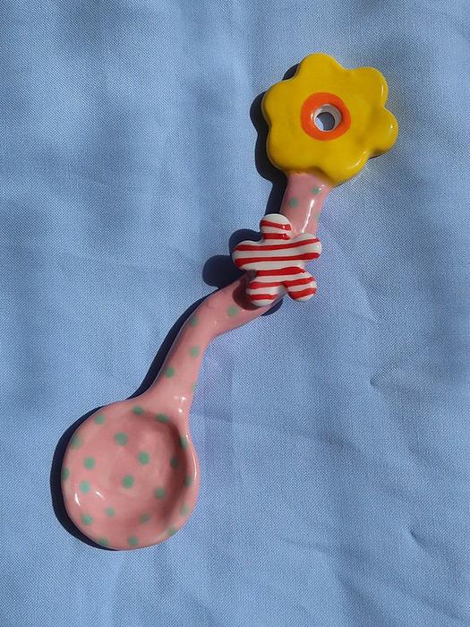 

Deulkkot Ceramic Mint Ddang Ddang Pink Flower Spoon Mint Ddang Ddang Pink Flower Spoon