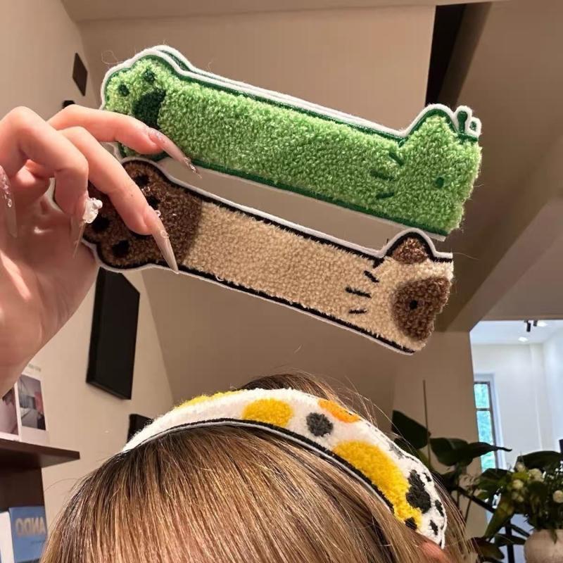 Soft Cute Cartoon Hug Cat Long Strip Headband Cute Fluffy Hair Bang Patch Self-Adhesive Reusable Hair Accessory