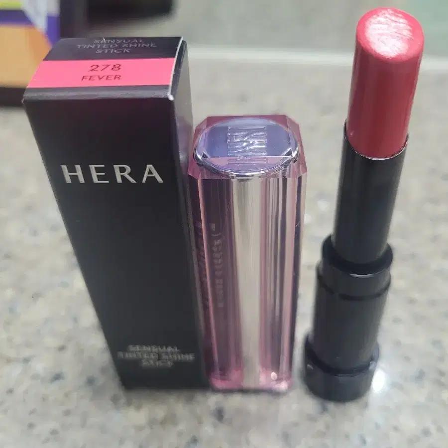 

Hera Sensual Tinted Shine Stick No.278 Fever 3,5g Korean Luxe Brand Store