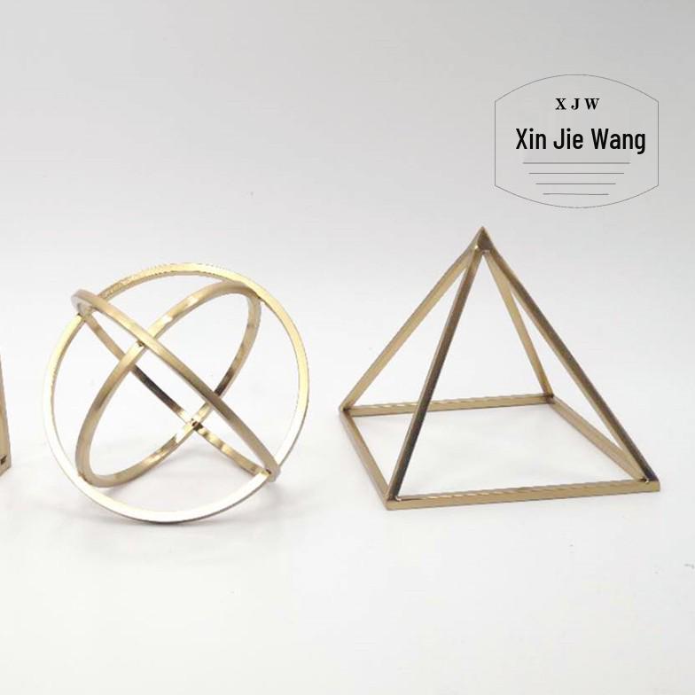 Nordisch Modern Geometrische Eisenkunst Dekoration – Minimalistische 3D Heimornamente