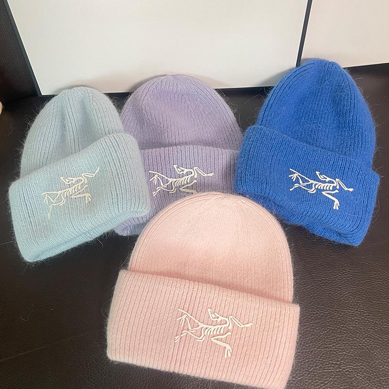 Rabbit Hair Warm Cold Hat Fashionable and Versatile Autumn and Winter Pullover Knitted Hat Men and Women Cold-proof Wool Hat