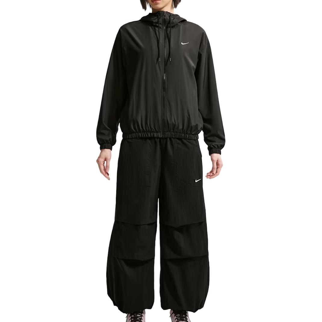 Nike Jackets Women s Black Hooded Non Detachable Moderate Other S