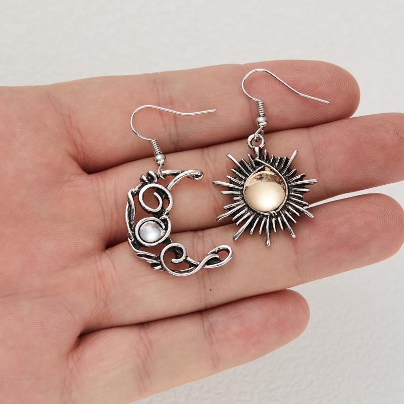 1 Bohemian Style Sun and Moon Crystal Earrings for Women's Fashion Jewelry Gift
