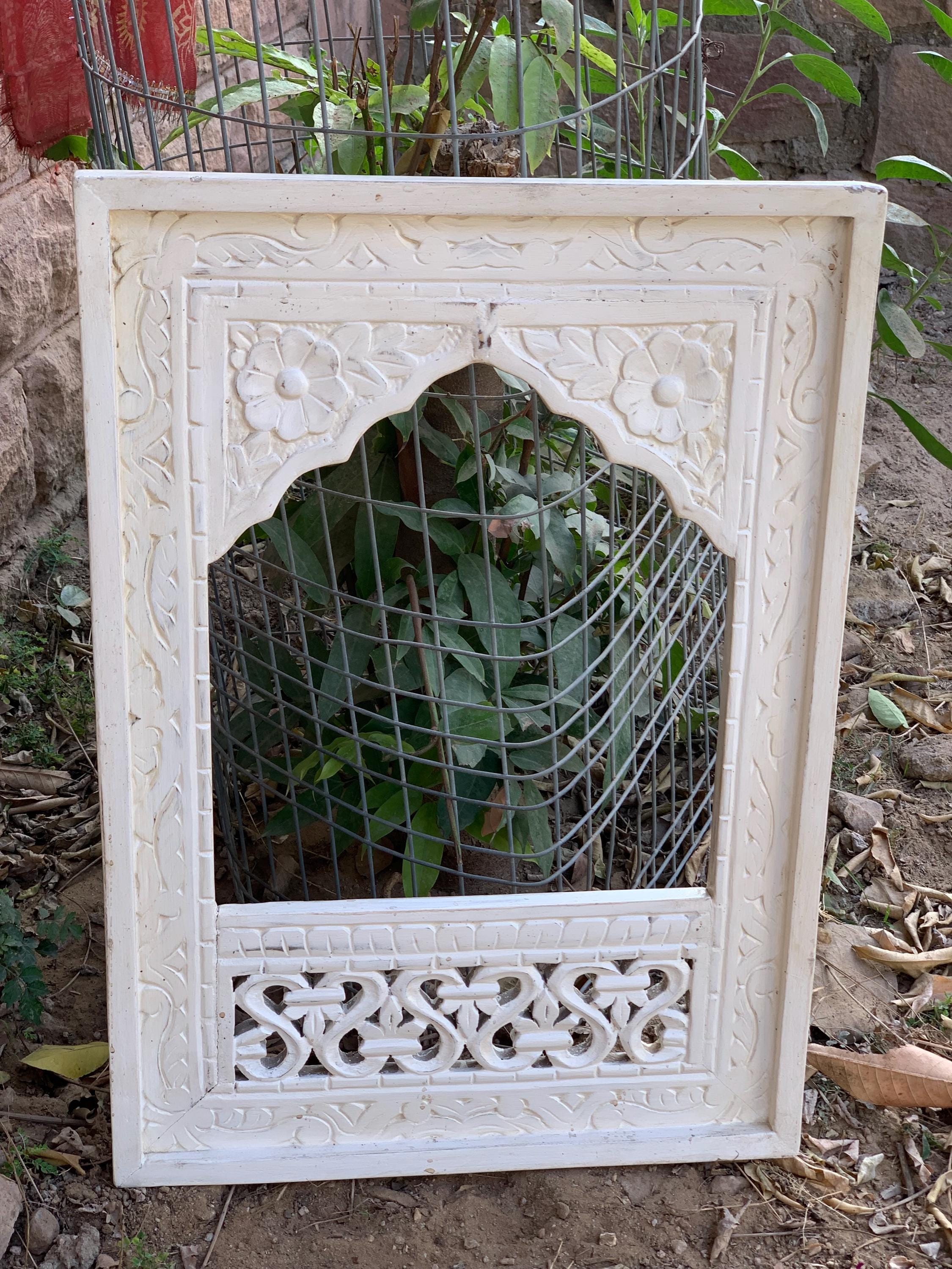

White Wooden Carved Wall Frame | Indian Heritage Jharokha | Vintage Rustic Home Decor різнокольоровий