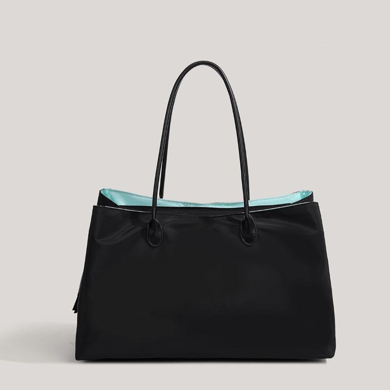 Large Capacity Handbag Fashionable Travel School Bag Shoulder Bag Under Arm Large Bag