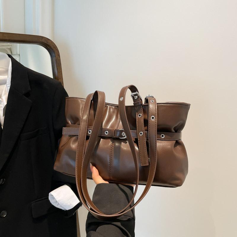 Retro Large-capacity Bag Women's New Trendy Fashion Tote Bag Niche High-end Single Shoulder Armpit Bag