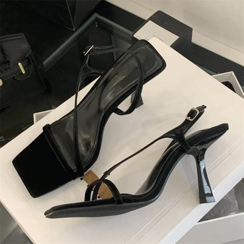 Fashion 2025 New Summer Women Shoes Fashion Square Toe Buckle Strap Sandals Women Elegant Thin Low Heels Party Stripper Shoe Women Pumps