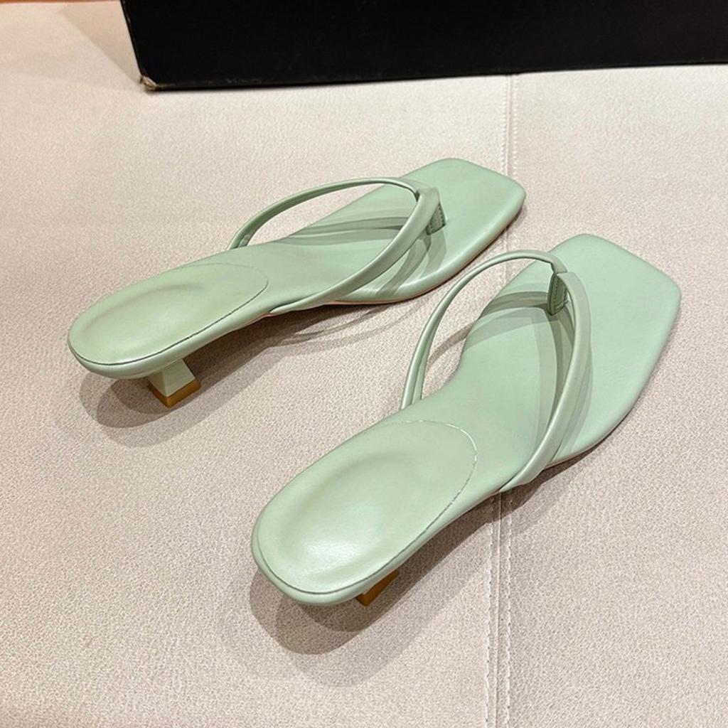 Square Toe Clip On Casual Beach Flip Flops for Women with Slim Heels and Sandals for Women
