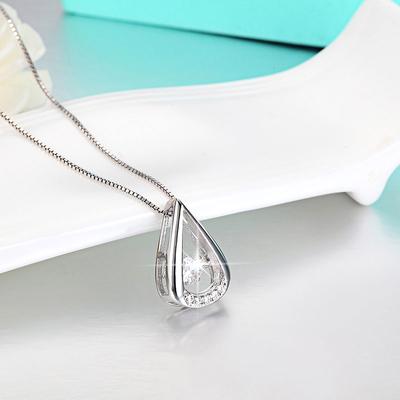 Nieuwste Mode Elegante Driehoek Waterdruppel Hanger Ketting 925 Sterling Zilver Dans Strass CZ Kettingen Vrouwen Sieraden Gift