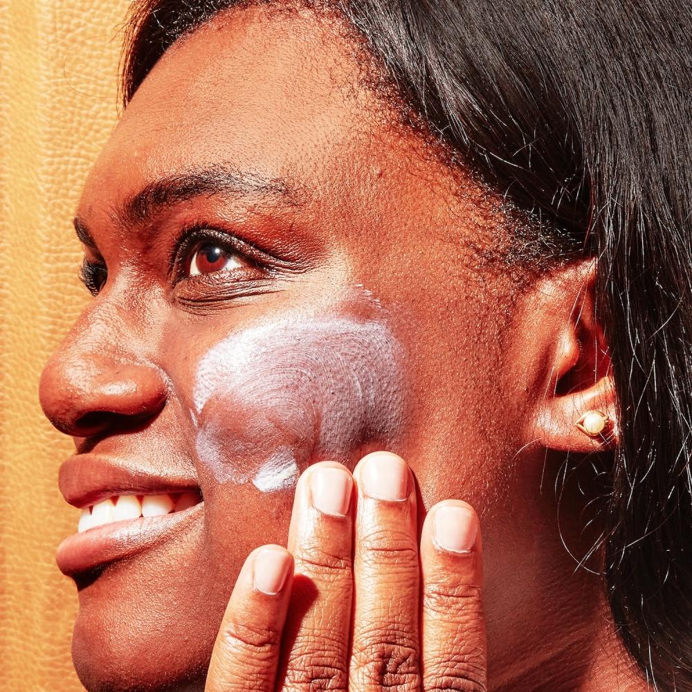 Shiseido Urban Environment Oil Free Sunscreen Broad Spectrum Spf 42 1.6 Oz 50 Ml