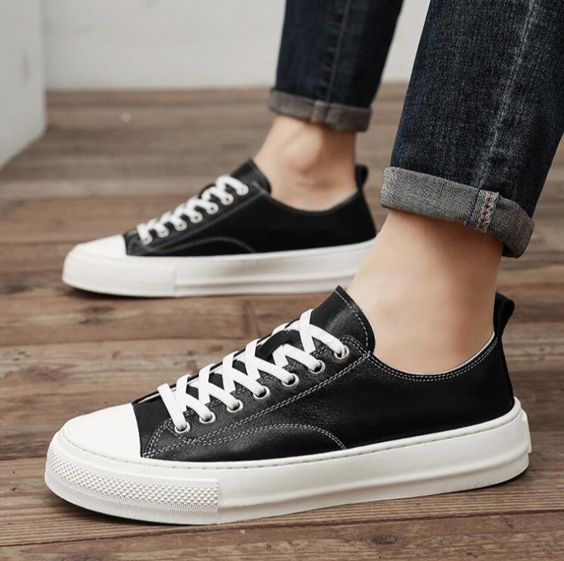 British Style Minimalist Shoes For Men Fashion Casual Genuine Leather Walking Lace-Up Soft Bottom Flat Designer Board Shoes