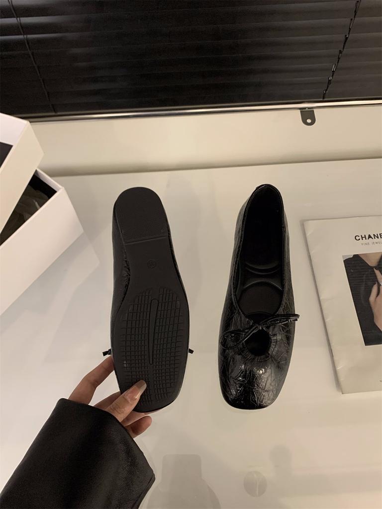 Flat-bottomed French Gentle Evening Shoes Women's Shoes 2025 New Spring Soft-soled Versatile Grandma Shoes with Skirts