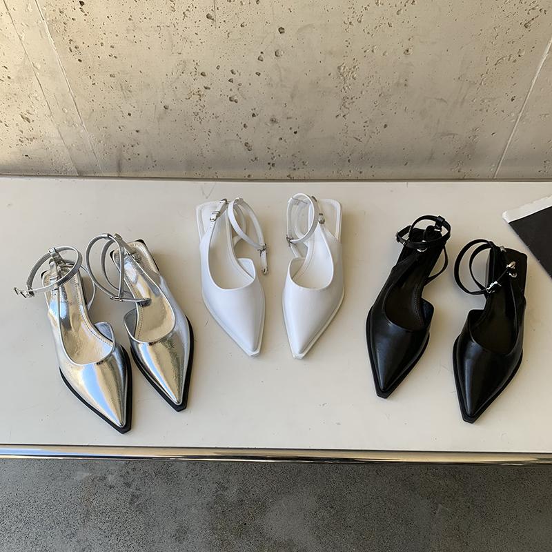 

Летние роскошные брендовые женские серебристо-белые сандалии, дизайнерские сандалии на низком каблуке с закрытым носком, офисные женские свадебные туфли