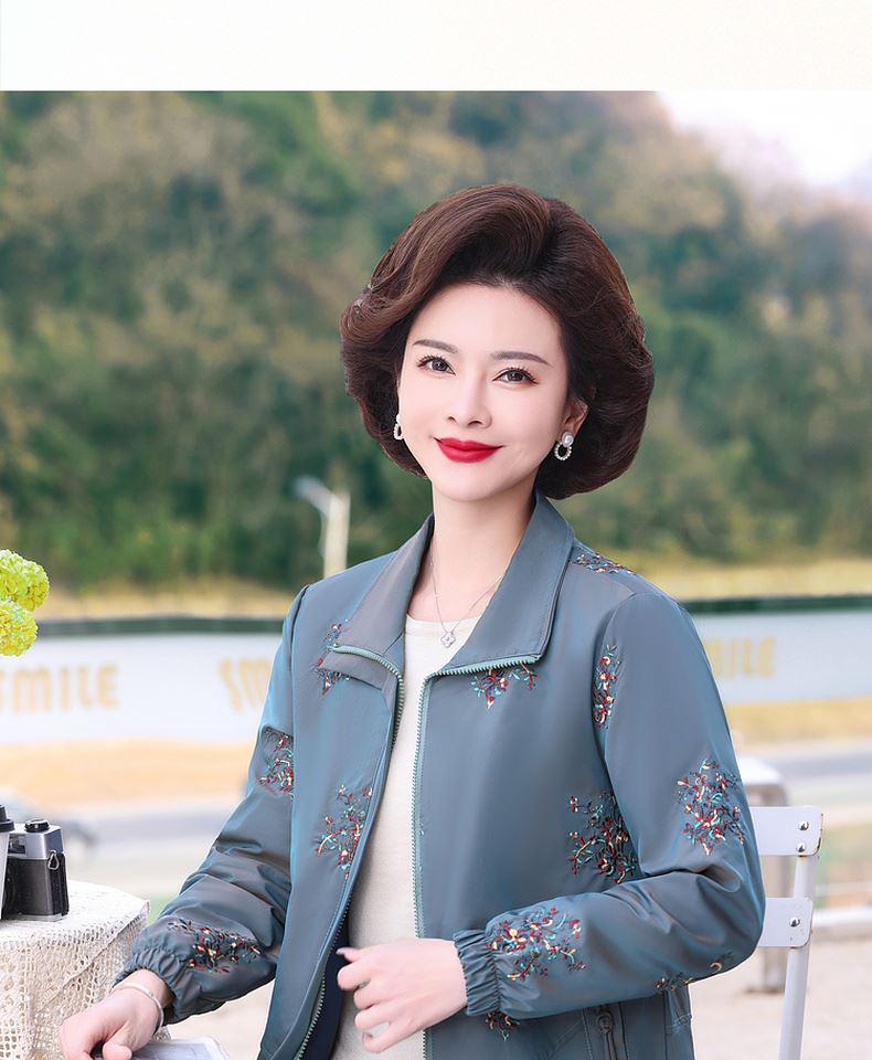 Elegant Embroidered Spring & Autumn Jacket for Moms - Fashionable Casual Trench Coat for Middle-Aged and Elderly Women