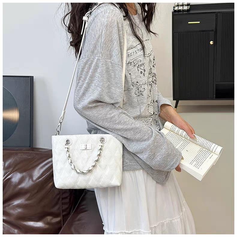 Style Bag Women s Super Fire Rhomboid Chain Tote Niche All-matching One-shoulder Cross-body 22x10x15 белый
