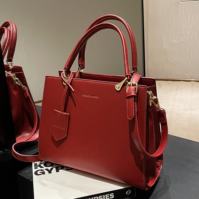 

Весільна сумка преміум-класу, червоний конверт, жіноча сумка-ніша 2024, новинка осені та зими, портативна червона весільна сумка для нареченої червоний