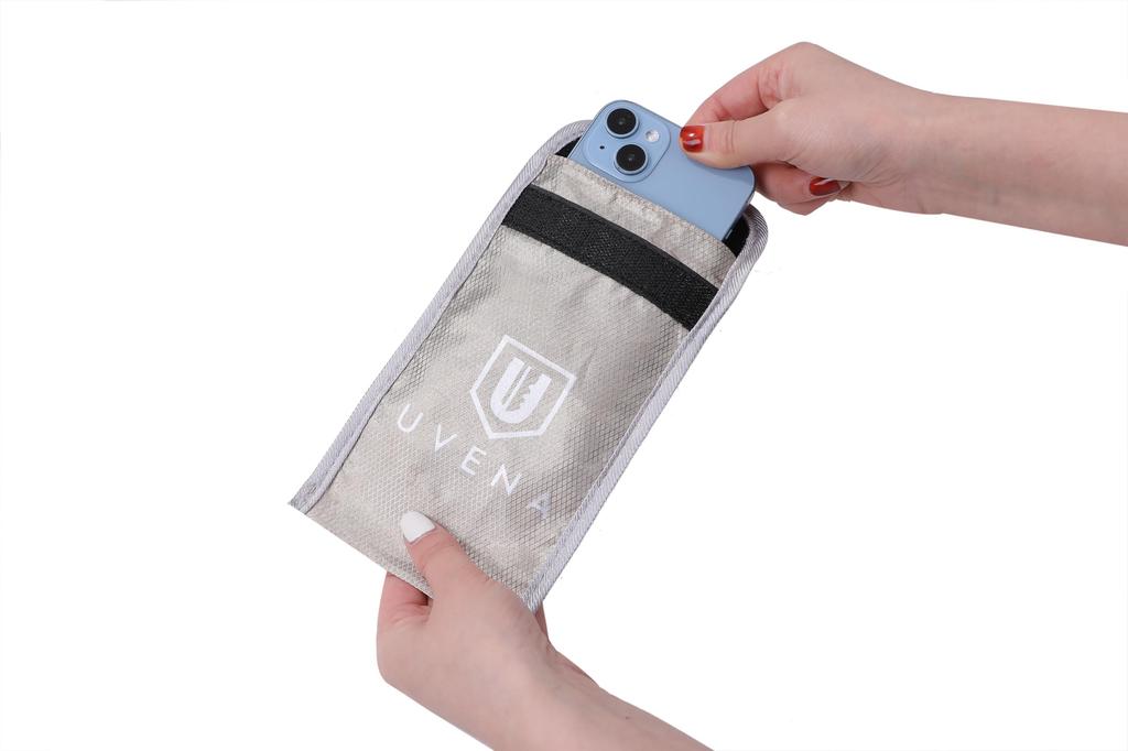 Protect Your Smart Keys and IC Cards with Radio Wave Blocking UVENA Radio Wave Blocking Material Pouch, Anti-Skimming, Lightweight, Thin,
