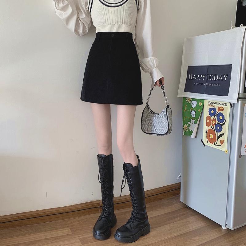 2024 Spring/Summer Retro Corduroy High-Waisted A-Line Midi Mini Hip Wrap Skirt for Women