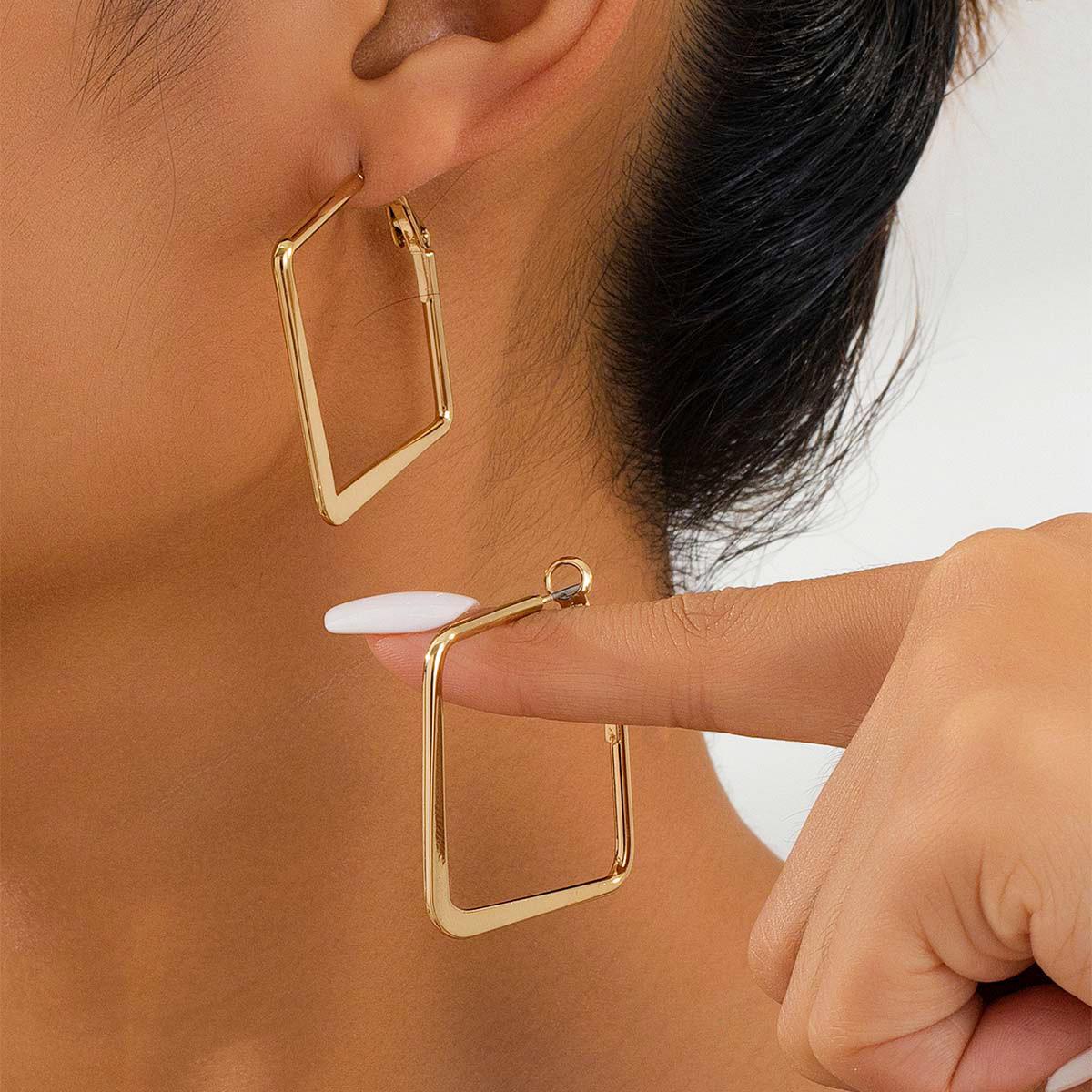 

Love cut-out two leaf earrings, fashion personality tassels, high-end earrings