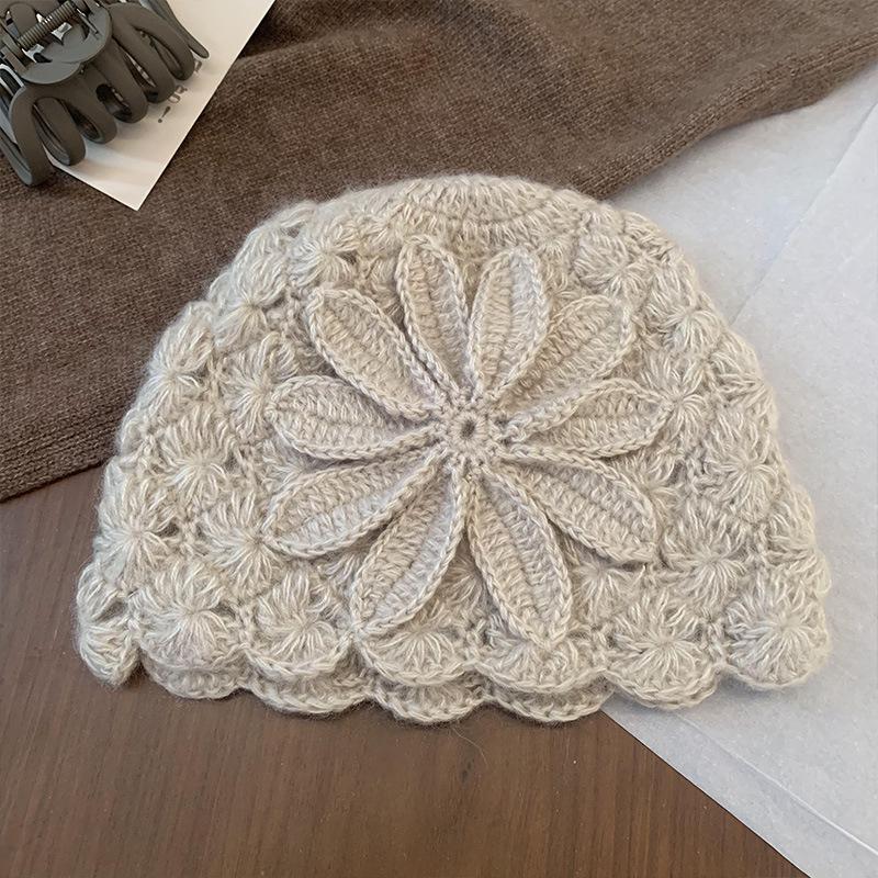 Korean Style Women s Autumn Winter Knit Crochet Flower Hat бежевый