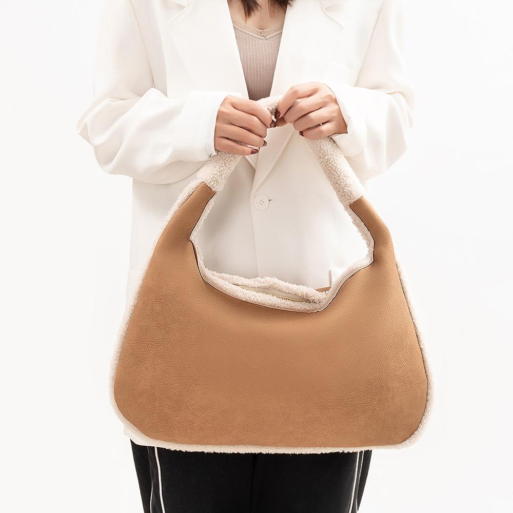 Autumn Winter Fashion Plush Soft Leather Armpit Bag for Women Large Capacity Shoulder Bags Feminine Commuter Hobo Bags