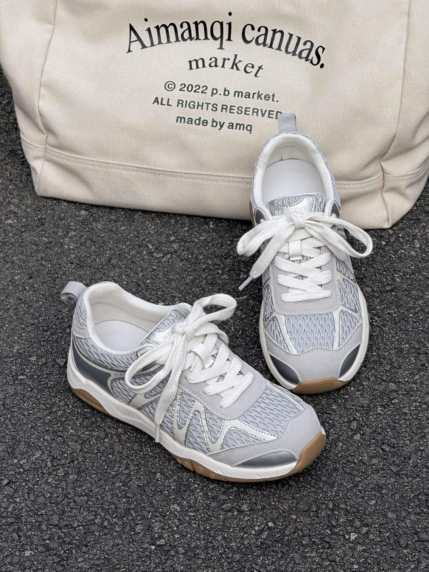 

European station leather mesh color matching platform dad shoes women s 2025 autumn new versatile height-increasing sports moral training shoes 35