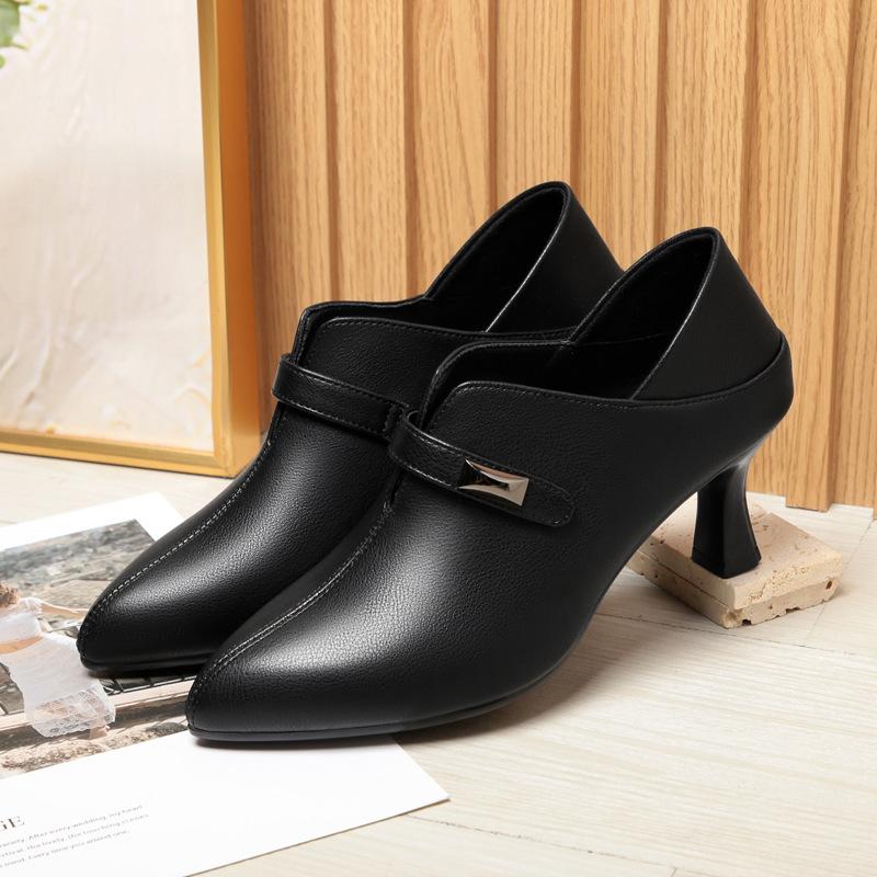 Scarpe da Donna in Pelle Morbida Comode Tacco Basso Bocca Bassa alla Moda Stiletto Bocca Profonda Autunno Primavera