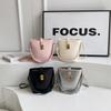 Hand Carrying Bucket Bag, New Women's Solid Color Shoulder Bag, Fashionable and Simple Casual Messenger Bag.