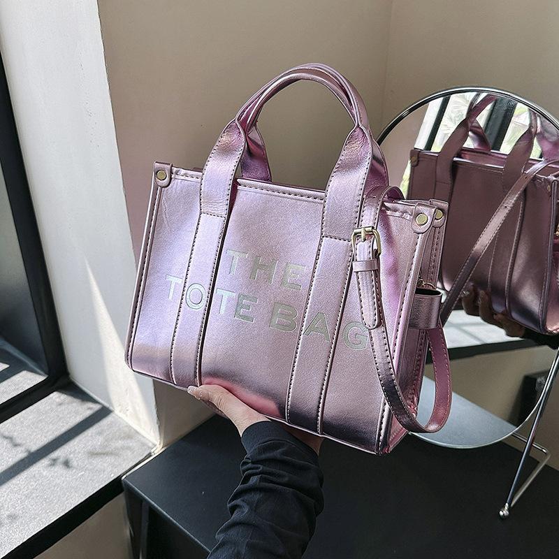 Niche Glossy Design Tote Bag, New Summer Trend Handbag, Fashionable and Simple One-shoulder Crossbody