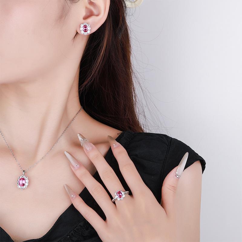 Jewelry Copper Bottom Gold-Plated Simulation Red Corundum Retro Temperament Three Sets 8 * 10-6 * 8