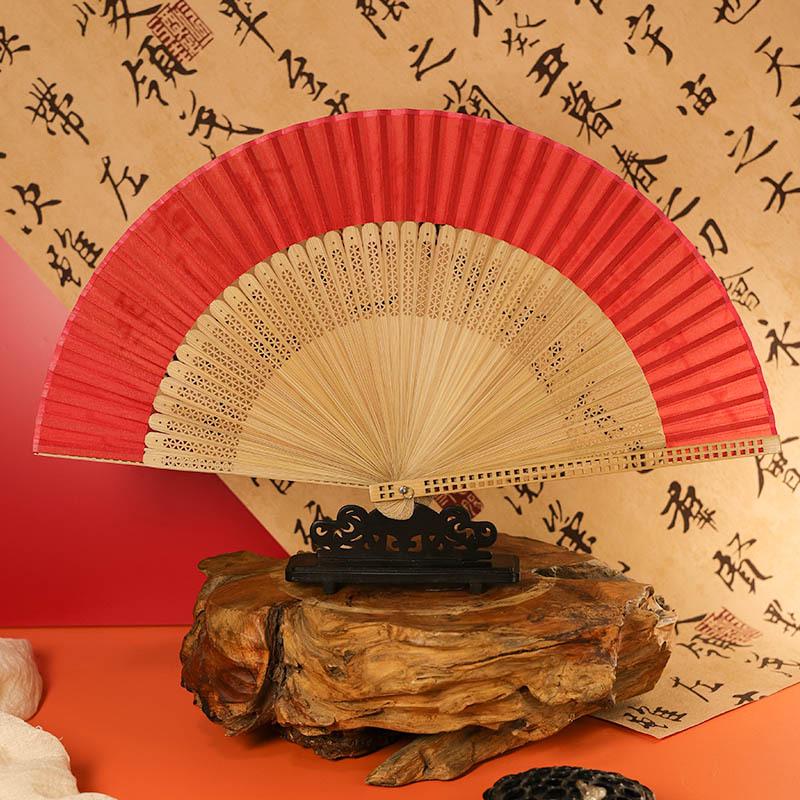 Hanfu Faltfächer im antiken Stil: Neuer chinesischer Design-Tanzfächer für Damen
