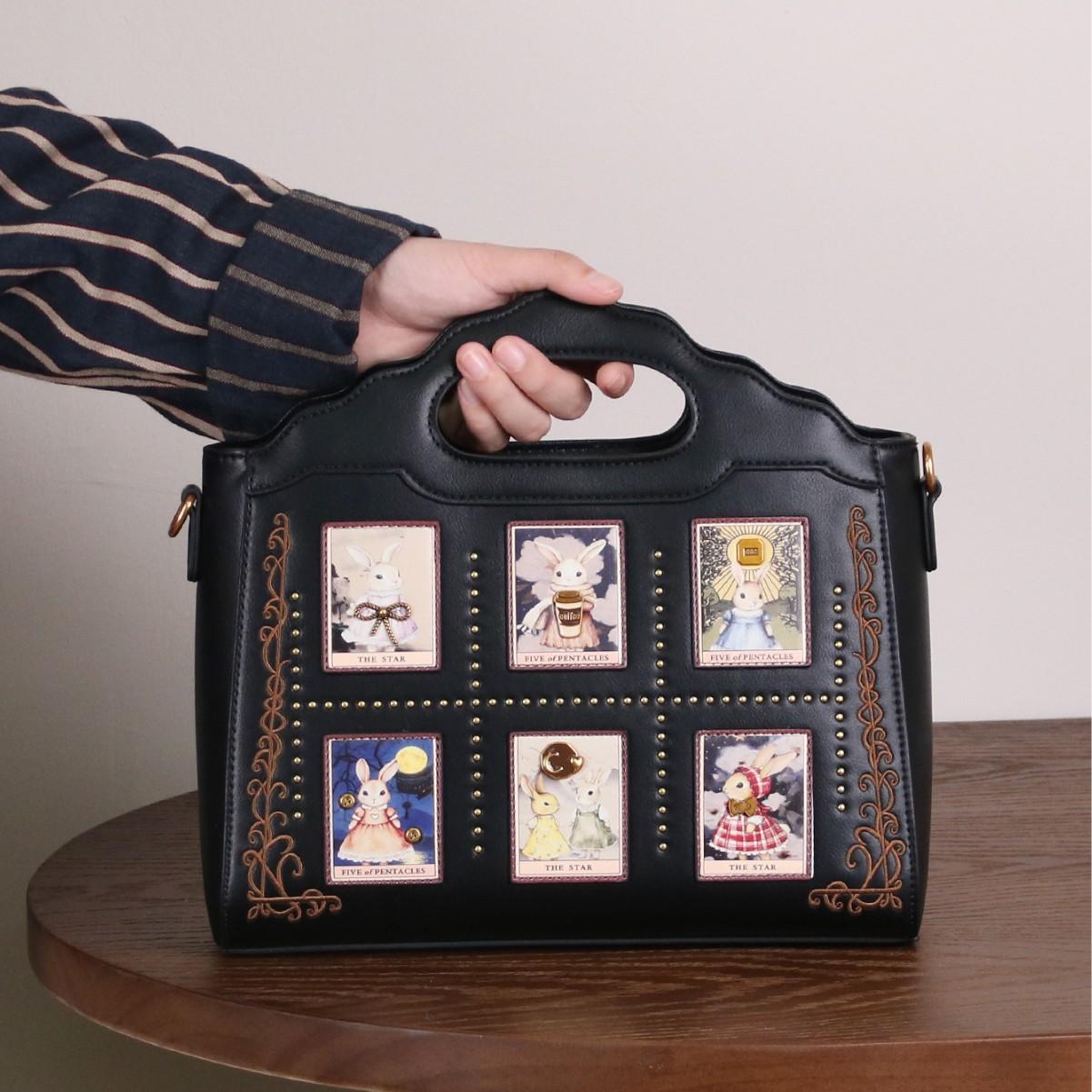 

2026 New Fashionable Light Luxury Large Capacity Commuter Handbag Vintage Single Shoulder Crossbody Bag