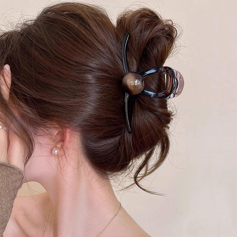 Elegant Large Hair Claw Clip for Thick Hair - High-End Korean Updo Shark Clip