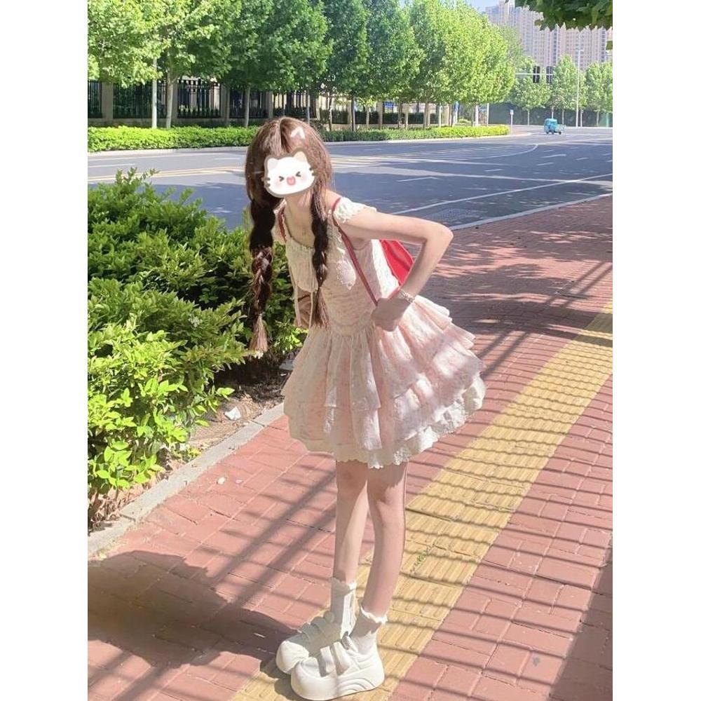 Girls French Floral Dress, Small Flying Sleeves, Princess Cake Dress, Waist Tutu Skirt, Children's Summer First Love, Milk Sweet