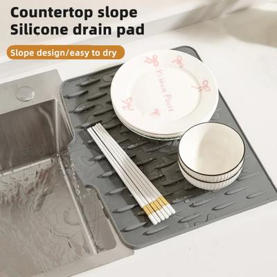 Silikon-Abtropfmatte mit Gefälle für tropffreies Trocknen, platzsparender Geschirrabtropfer, hitzebeständiger Topfständer, rutschfeste Matte für Küchenarbeitsplatte