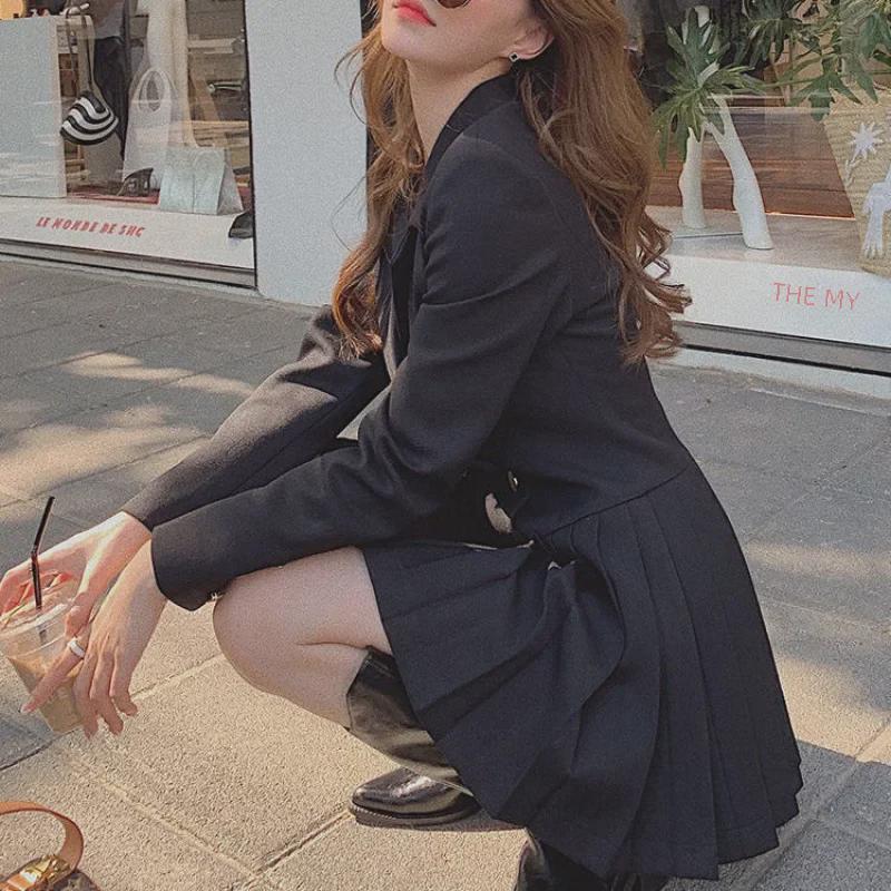 2023 Hepburn-Style Black Buttoned Suit Dress - Korean-Inspired, Waist-Slimming, Casual Pleated Skirt