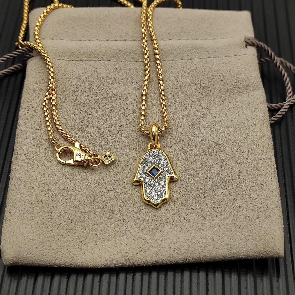 2026 New Classic Star Interlocking Pendant Necklace, Exquisite and Elegant Jewelry Suitable for Any Occasion Men and Women XL08