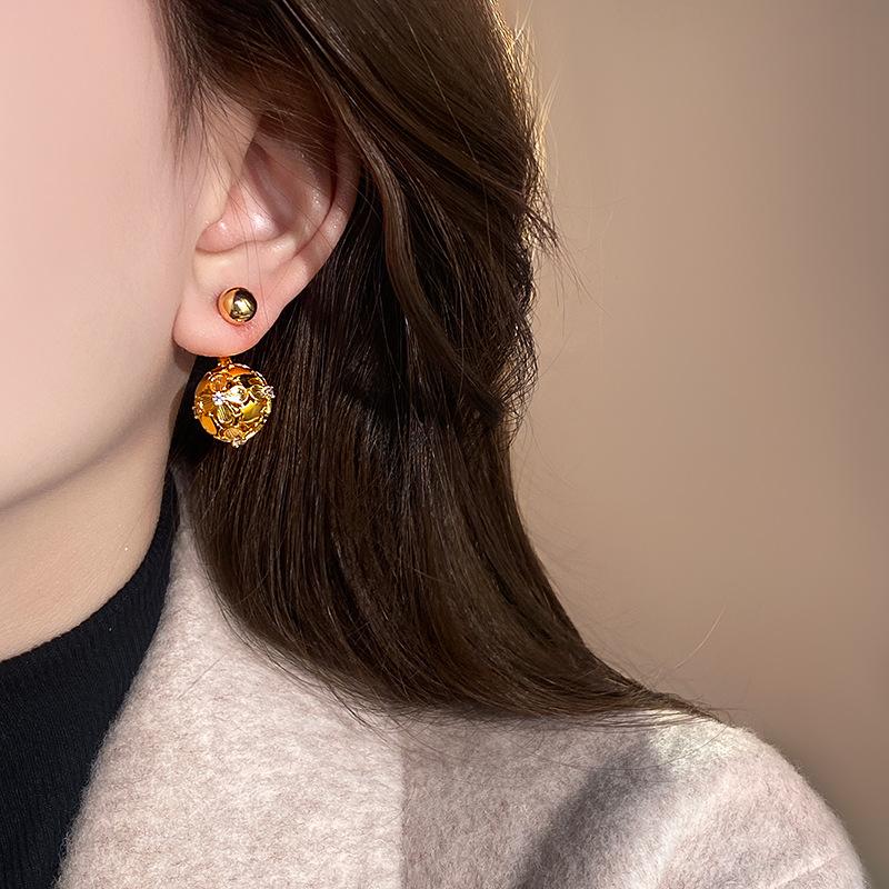 Blumenkugel-Ohrstecker mittelalterlich vintage Temperament-Ohrringe leichter Luxus retro personalisierte Ohrringe