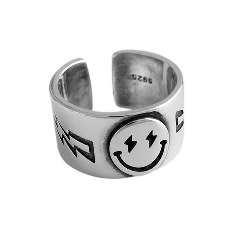 Fashion personality, wide-faced golden smiley face, jewelry, female simple temperament, Mori retro pentagram open ring