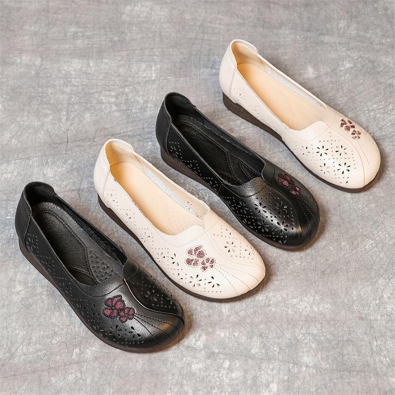 Summer New Leather Good Mother Sandals Flat Bottom Non-slip Hollow Shallow Mouth Low Top Breathable Casual Middle and Old Sandals
