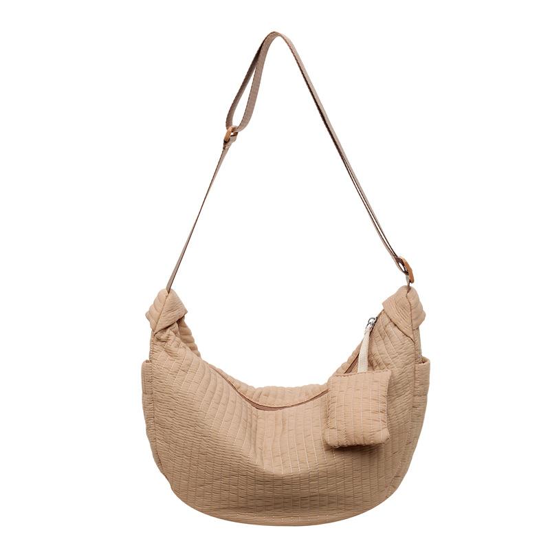 Korean Version of Foreign Style Pleated Lazy Wind Dumpling Bag Women's 2025 Autumn and Winter New Lightweight Large-capacity Single Shoulder Oblique