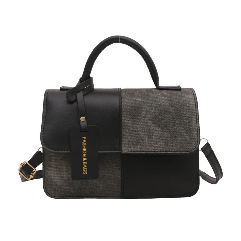 Portable Small Bag Women 2025 New Fashion Commuter Small Square Bag Shoulder Bag