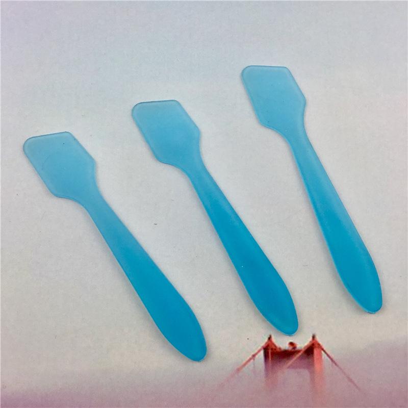 

Ложка-скребок для крема с натуральным цветом для самостоятельной маски и упаковки