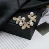 Elegant Versatile Light Luxury Corsage Brooch with Niche Design - Anti-Exposure Pin
