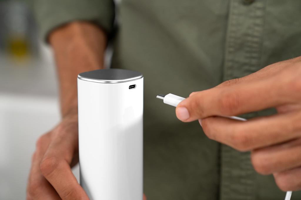 ZWILLING Enfinigy Electric Salt and Pepper Adjustable Grind Mill, White, Rechargeable, Size, 53103-700