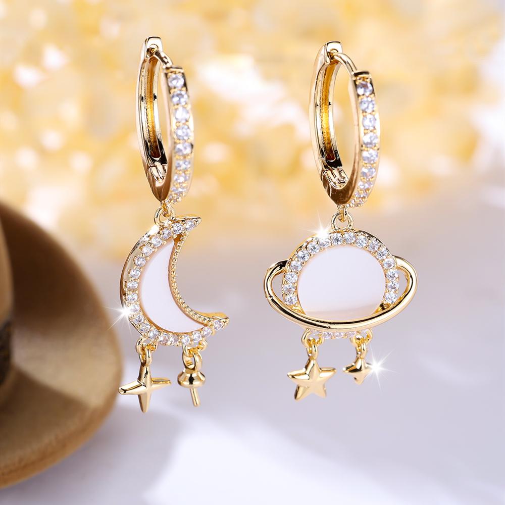 

Легкие роскошные асимметричные серьги золотого цвета с луной и звездой для женщин и девочек, подарок на день рождения, темпераментные украшения золотой