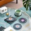 7-teilige bunte Kunststoff-Untersetzer-Sets Hitzebeständig Dekorative Getränkeuntersetzer für Esszimmer & Küche für Hochzeiten Bankette Geschenke Geburtstag